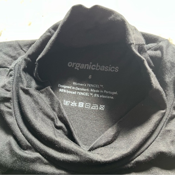 NWT ORGANIC BASICS WOMEN'S BLACK LONG SLEEVE HIGH TURTLE NECK SIZE SMALL - Picture 7 of 9